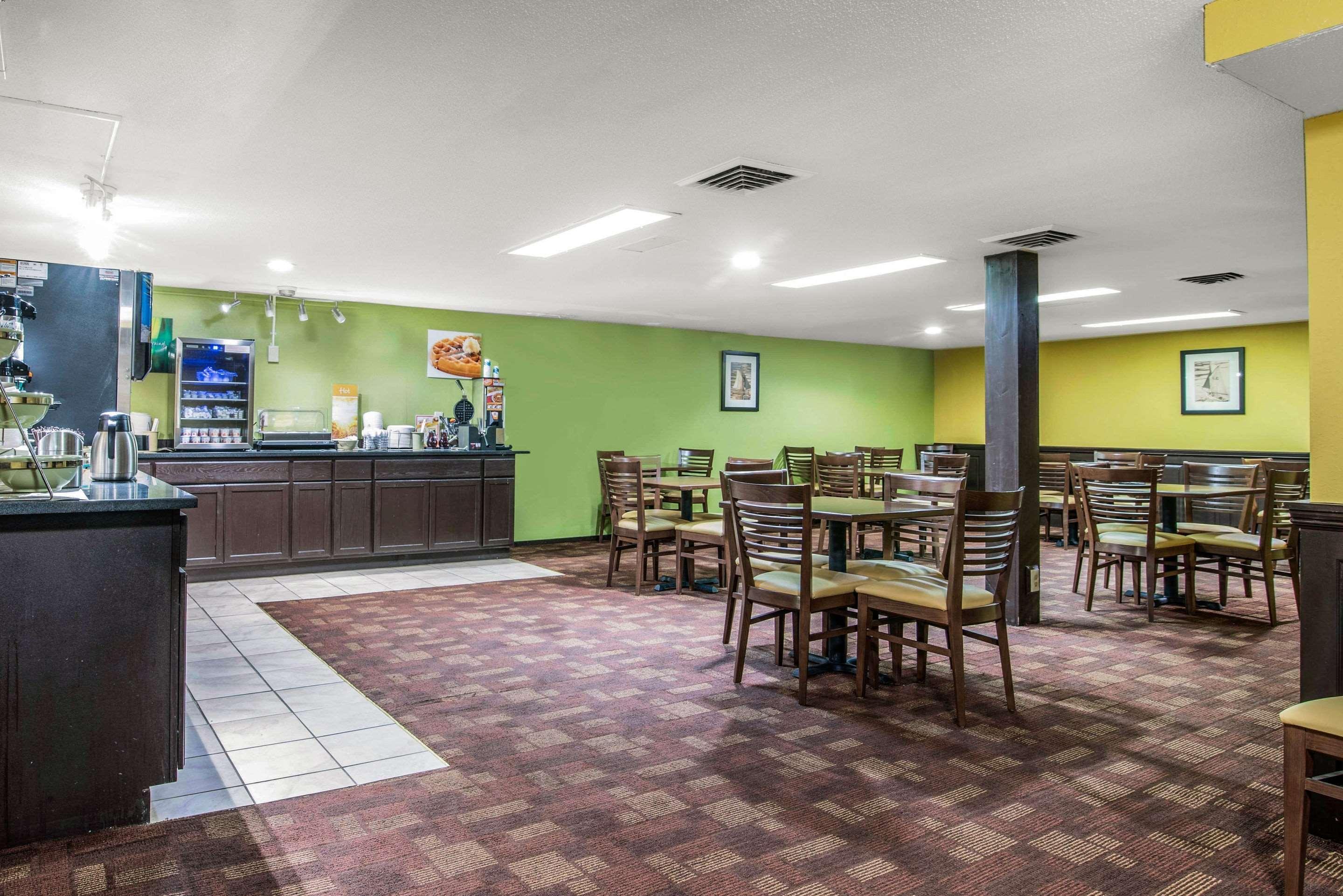 Quality Inn Barre-Montpelier Exterior foto